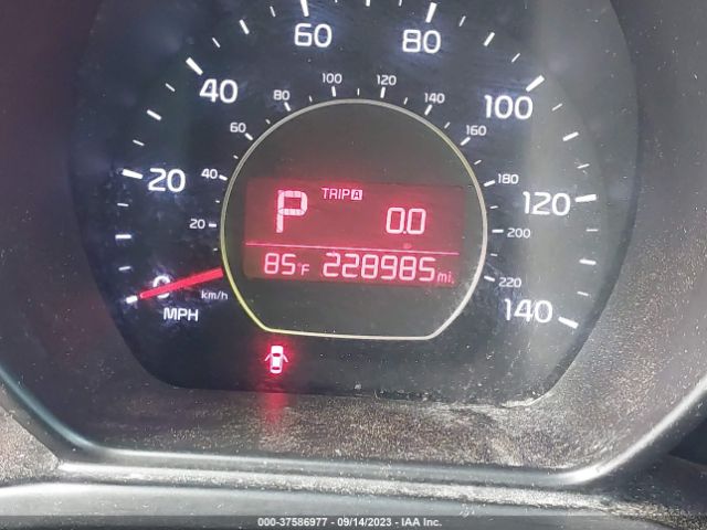 KNDJN2A21K7008250 KIA Soul Base