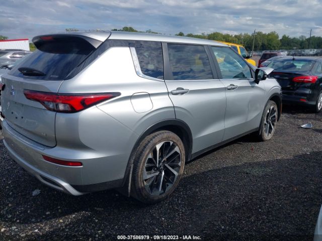 2022 MITSUBISHI OUTLANDER JA4J4UA80NZ081678 Photo 3