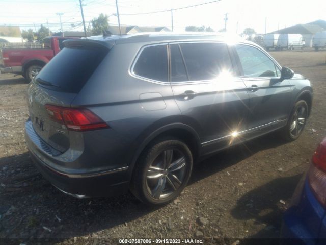 2020 VOLKSWAGEN TIGUAN 3VV2B7AX0LM128958 Photo 3