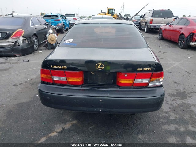 1998 LEXUS ES 300 LUXURY SPORT SDN VIN: JT8BF28G3W5024064