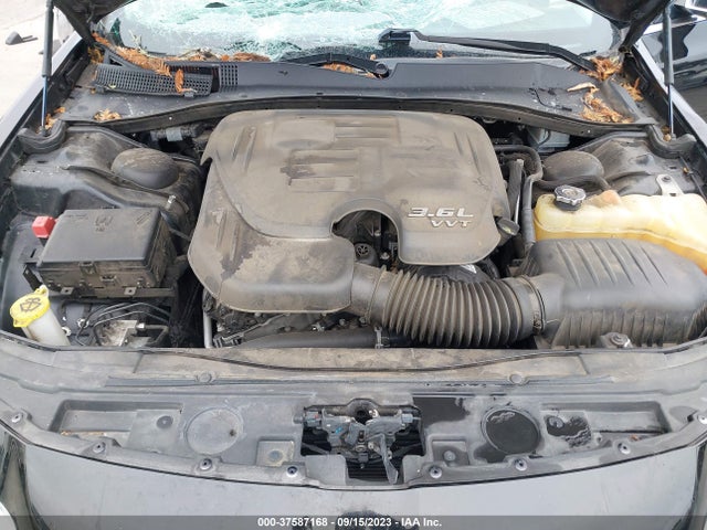 2C3CCAEG0HH663189 Chrysler 300 300c