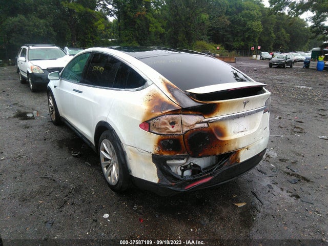 Tesla Model X 90d/75d/100d 2017 5YJXCBE20HF065102 Image 3