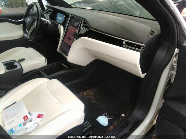 Tesla Model X 90d/75d/100d 2017 5YJXCBE20HF065102 Image 5