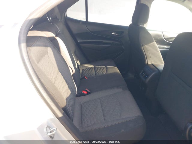 Chevrolet EQUINOX LT 2018 2GNAXSEV5J6164604 Image 8