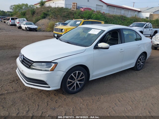 3VWDB7AJ0HM395461 Volkswagen Jetta 1.4t Se