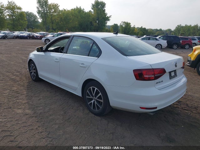 3VWDB7AJ0HM395461 Volkswagen Jetta 1.4t Se