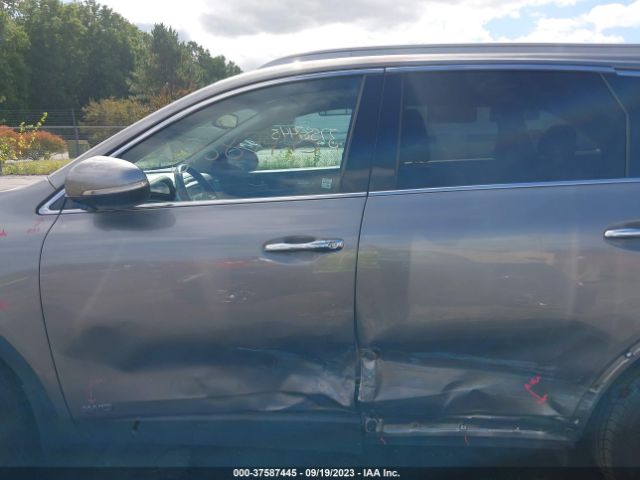 5XYPGDA32GG171072 KIA SORENTO LX