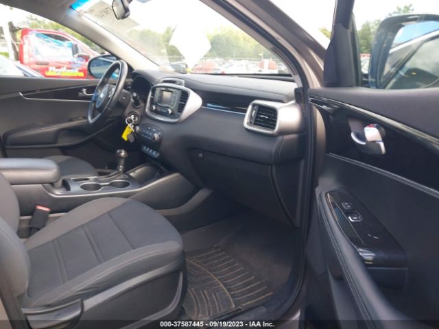5XYPGDA32GG171072 KIA SORENTO LX