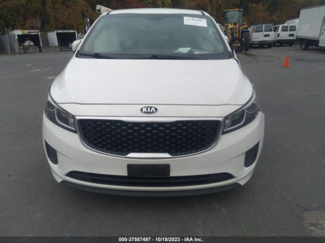 KNDMB5C16J6383163 KIA SEDONA LX