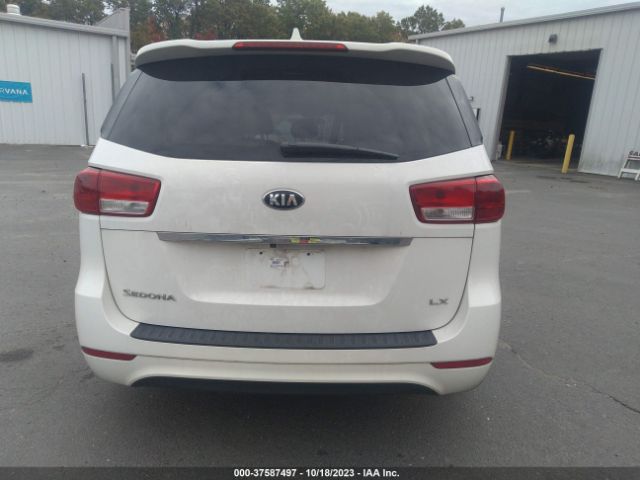 KNDMB5C16J6383163 KIA SEDONA LX