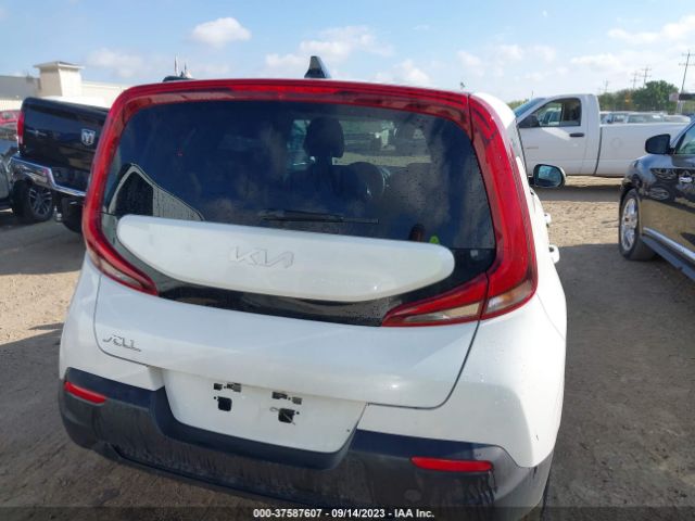 KNDJ23AU1N7157990 KIA SOUL LX