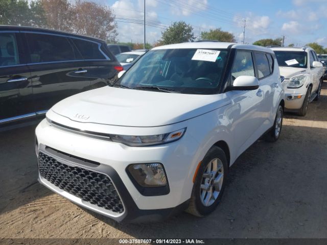 KNDJ23AU1N7157990 KIA SOUL LX