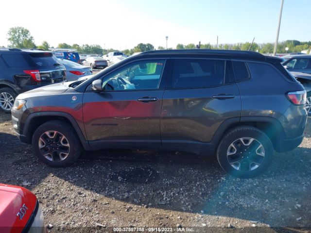 3C4NJDDB8JT307362 Jeep Compass Trailhawk