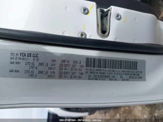 1C4PJMLB5KD396924 Jeep Cherokee Latitude Plus