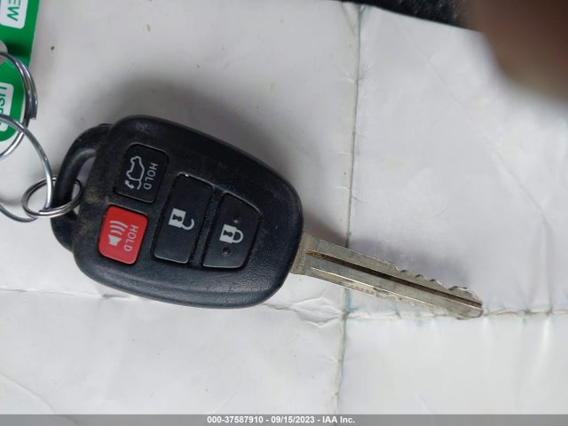 Toyota Rav4 Xle 2016 2T3RFREV1GW491330 Image 11
