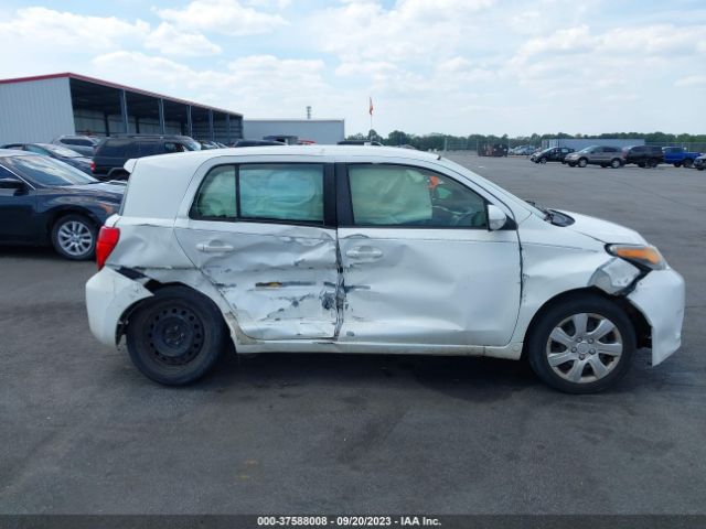 JTKKUPB44E1043045 Scion XD
