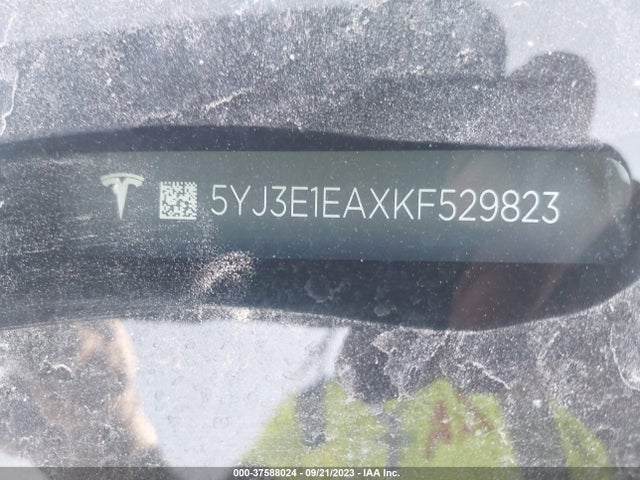 2019 Tesla 3, VIN: 5YJ3E1EAXKF529823
