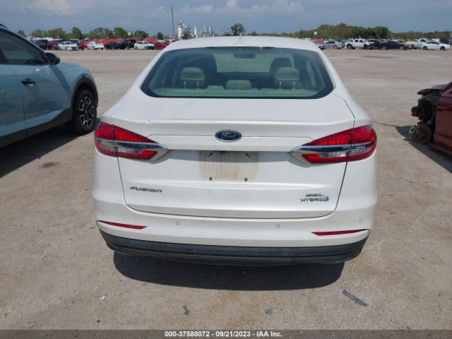 3FA6P0MU3KR184894 Ford Fusion Hybrid Sel