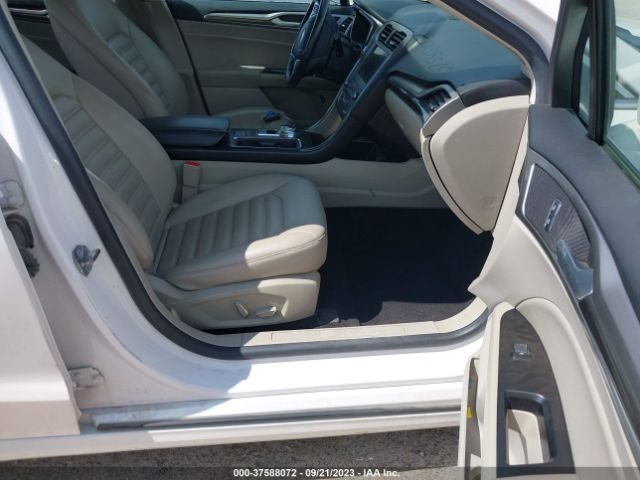 3FA6P0MU3KR184894 Ford Fusion Hybrid Sel