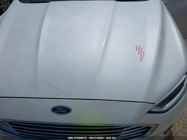 3FA6P0MU3KR184894 Ford Fusion Hybrid Sel
