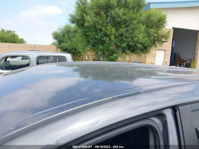 Toyota RAV4 LE 2018 2T3ZFREV7JW439465 Image 4