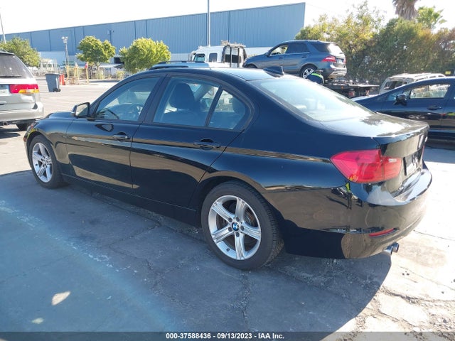 BMW 3 Series 328i 2014 WBA3C1C54EK106610 Image 3