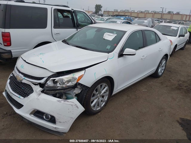 Chevrolet MALIBU LT 2015 1G11D5SL1FF247779 Image 2