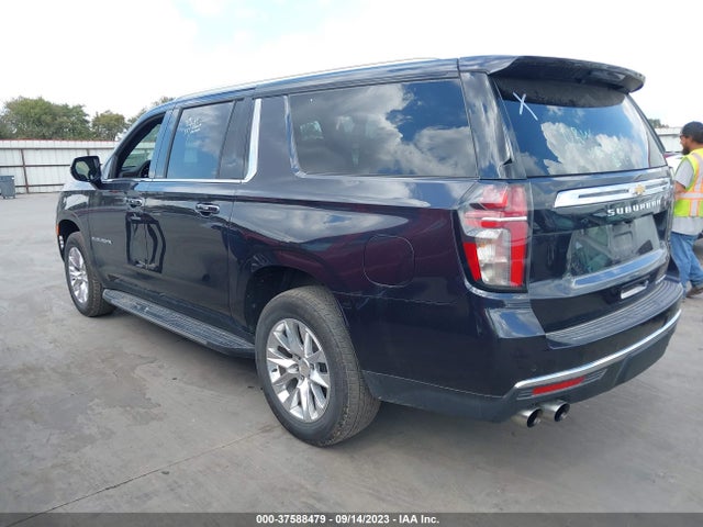 Chevrolet Suburban Premier 2022 1GNSKFKD0NR212669 Image 3