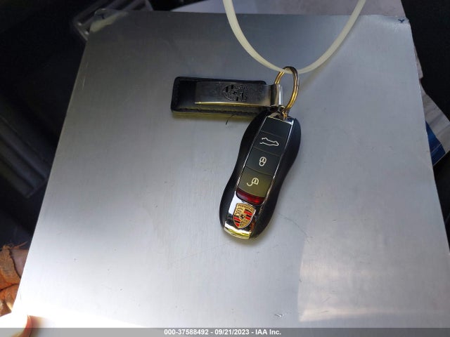 2011 PORSCHE CAYENNE WP1AC2A28BLA88299 Photo 10