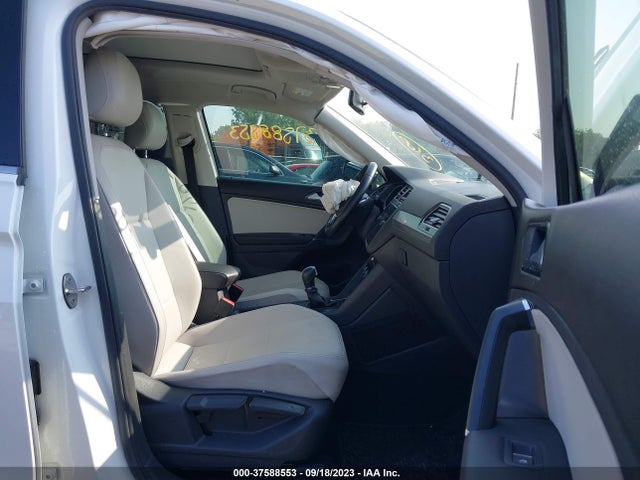 3VV3B7AX9JM067045 Volkswagen Tiguan Sel/se