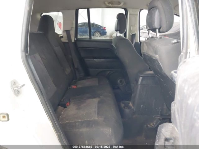 1C4NJCBA2GD743062 Jeep Compass Sport