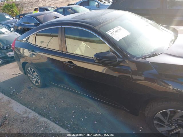 2HGFC2F77JH584753 Honda Civic Sedan Ex