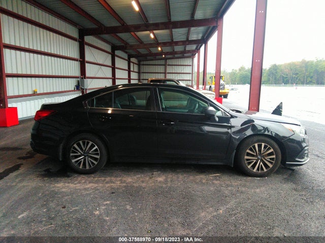 Subaru Legacy 2018 4S3BNAB63J3009969 Image 13