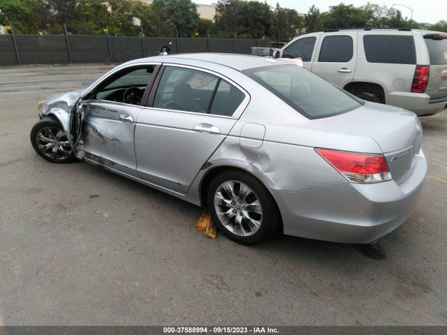 2010 HONDA ACCORD SDN EX-L VIN: 1HGCP3F84AA019302