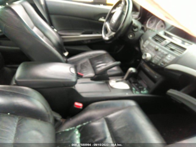 2010 HONDA ACCORD SDN EX-L VIN: 1HGCP3F84AA019302