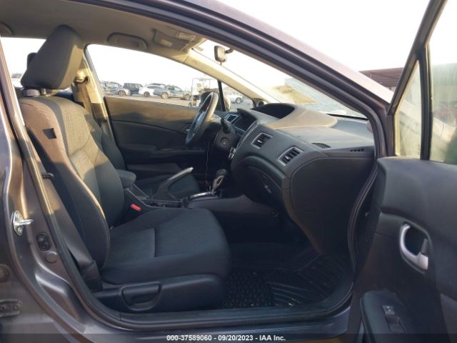 19XFB2F73FE255505 Honda Civic Sedan Se