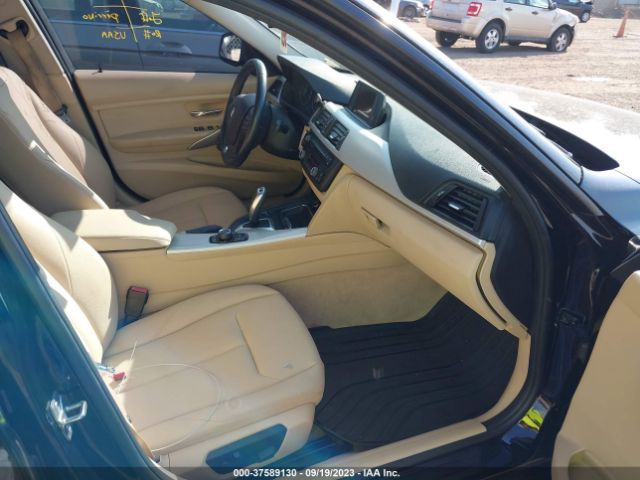 WBA3C3C53EF984744 BMW 3 Series 320i Xdrive