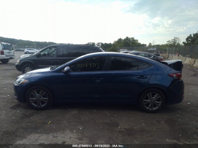 Hyundai ELANTRA SE 2017 5NPD84LF6HH040101 Image 14