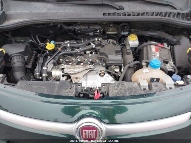 2016 FIAT 500L ZFBCFADH7GZ037444 Photo 9