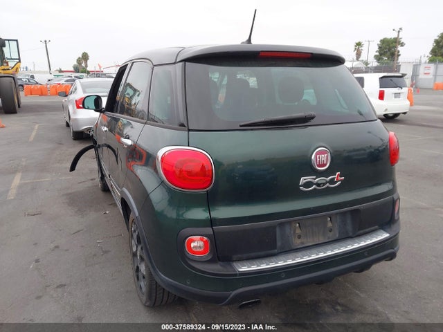 2016 FIAT 500L ZFBCFADH7GZ037444 Photo 2
