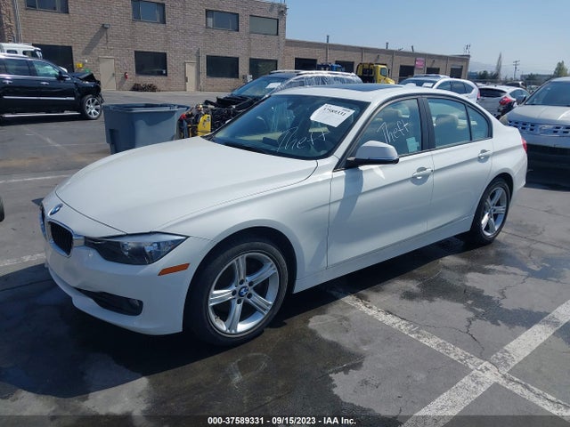 BMW 3 Series 328i 2014 WBA3C1C50EK111206 Image 2