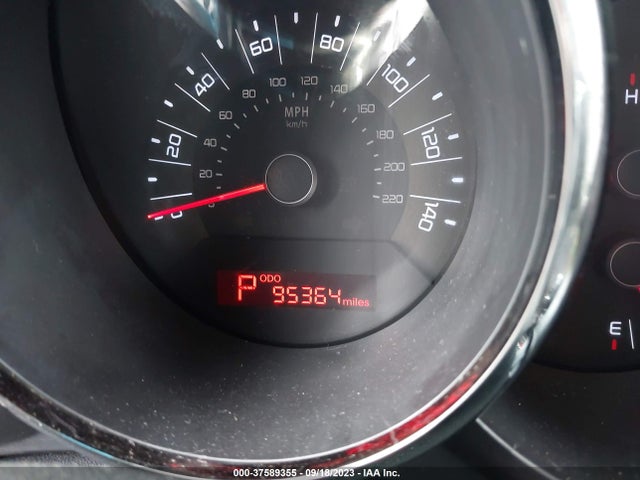 2011 KIA SOUL VIN: KNDJT2A25B7704597