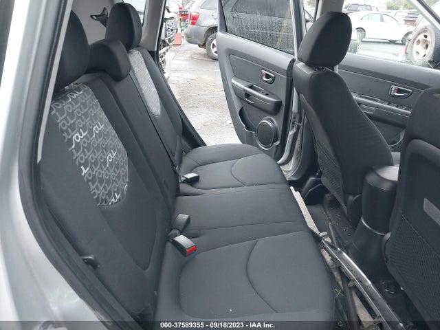 2011 KIA SOUL VIN: KNDJT2A25B7704597