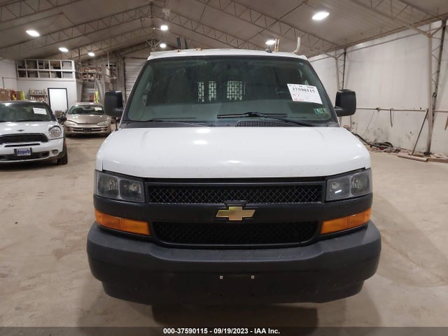 Chevrolet EXPRESS CARGO VAN 2019 1GCWGAFPXK1145415 Image 4