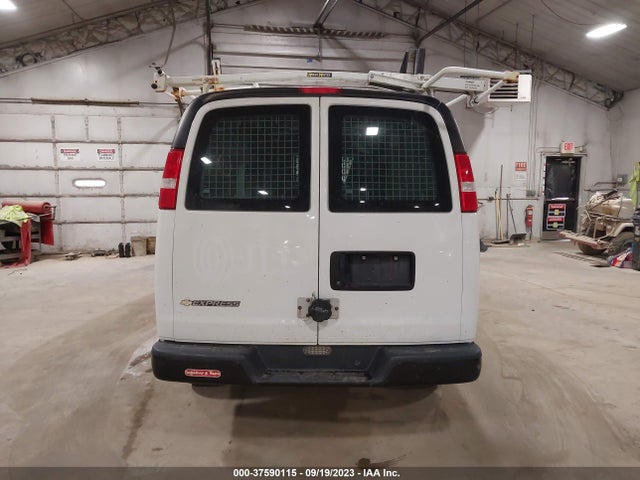 Chevrolet EXPRESS CARGO VAN 2019 1GCWGAFPXK1145415 Image 8