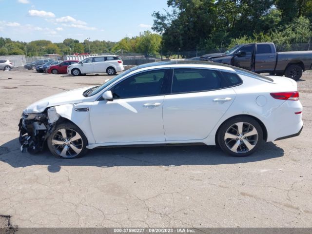 5XXGT4L38KG367457 KIA Optima S