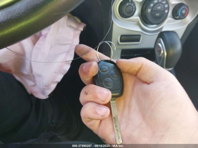 3FADP4BJ6EM189211 Ford FIESTA SE
