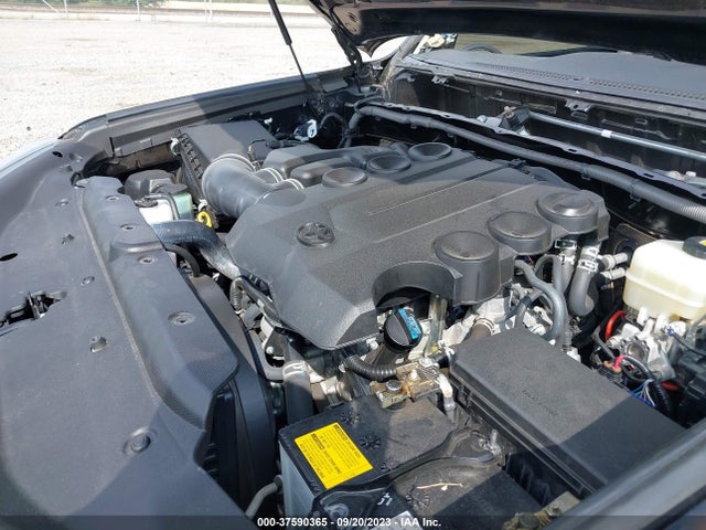 Toyota 4RUNNER SR5 2020 JTEBU5JR6L5785389 Image 10