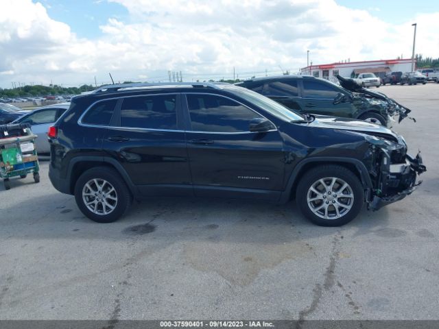 1C4PJLLB0JD518307 Jeep Cherokee Latitude Plus