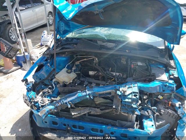 Ford FOCUS SE 2015 1FADP3K23FL312467 Image 10